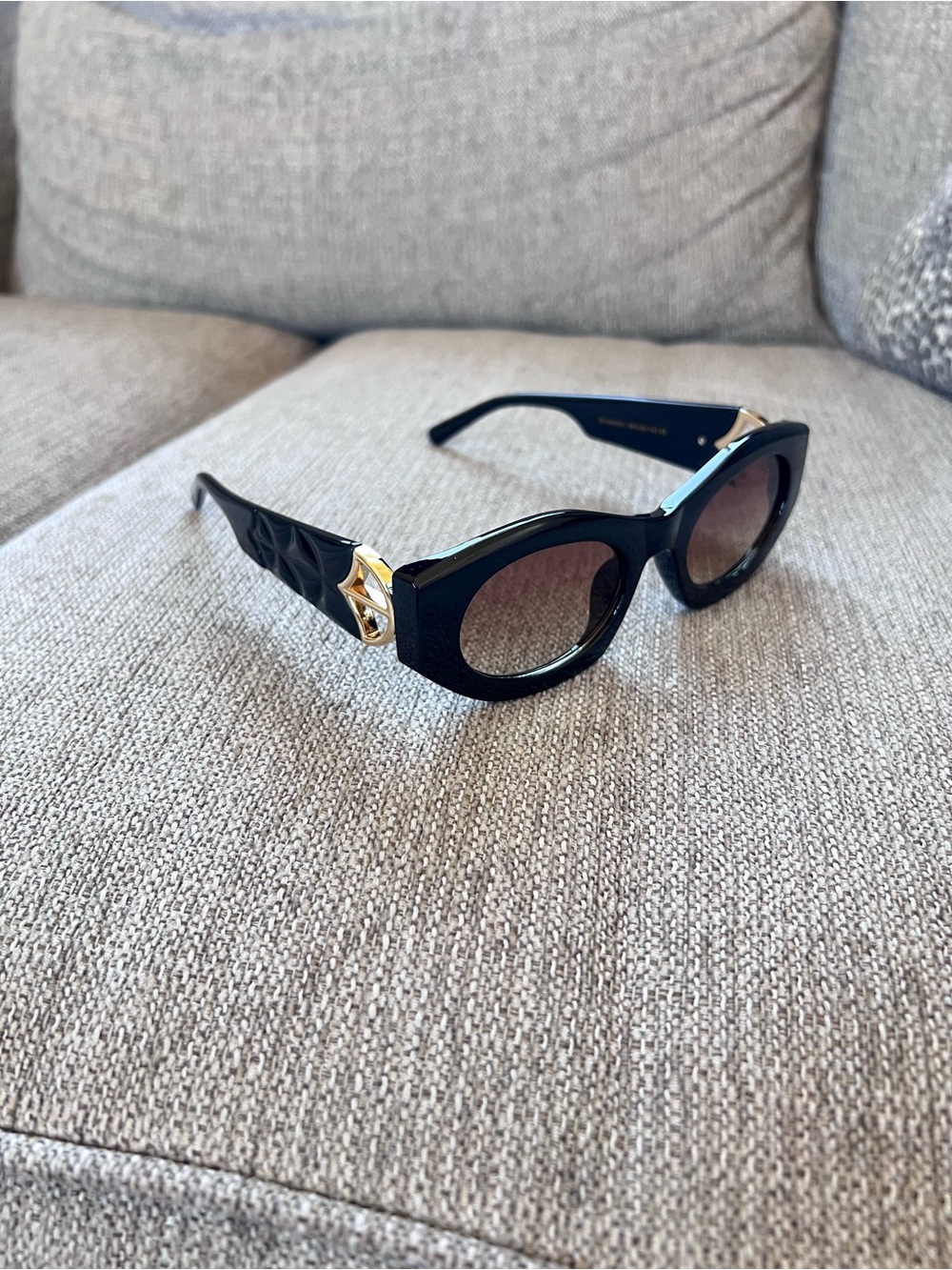 Bvlgari Calla BV40049I Black Oval Sunglasses with Gold Accent - Picture 5 of 8
